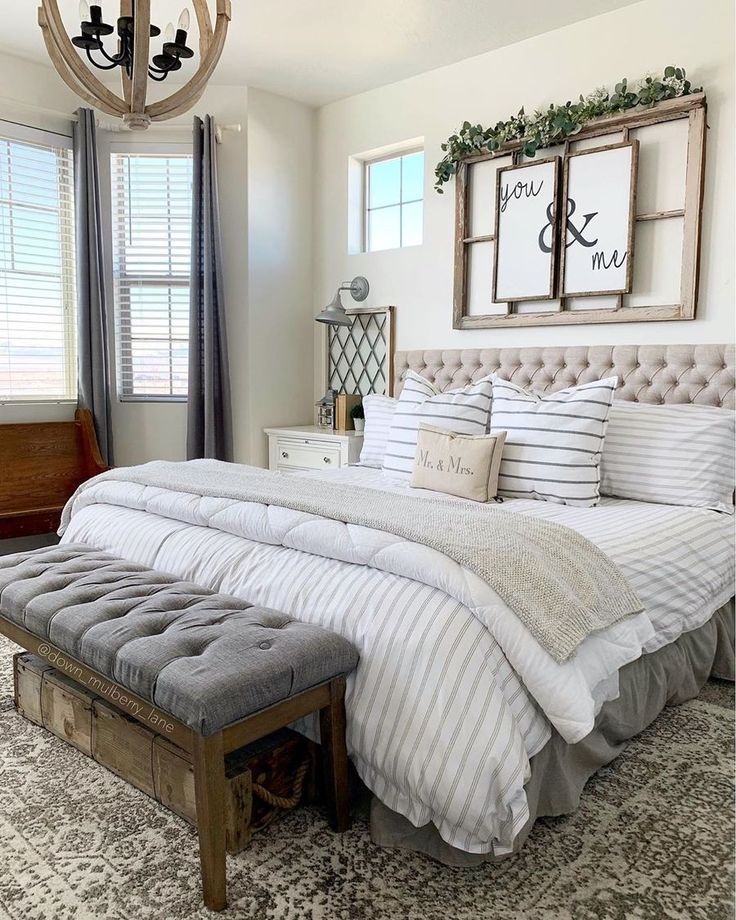 Farmhouse Bedroom Design: Timeless Charm with Modern Comfort - 6