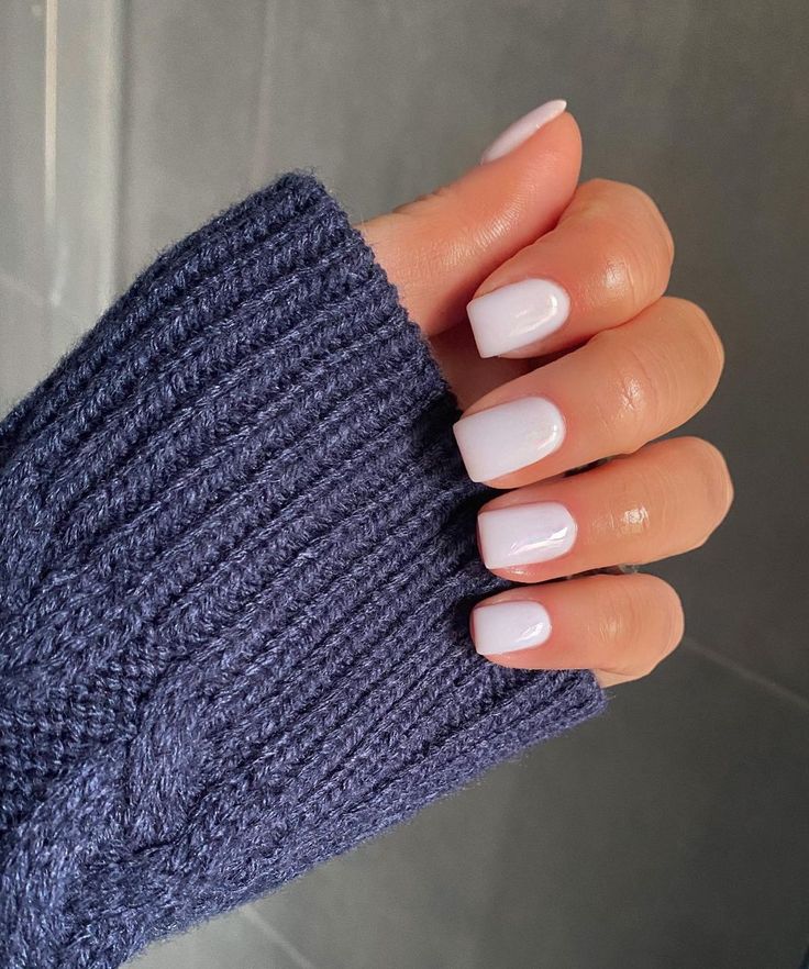 Short Nails: The Ultimate Guide to a Chic and Practical Manicure - 5