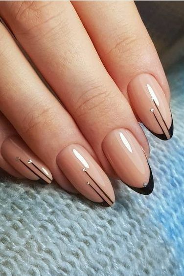 Exploring Minimalist Nails: The Ultimate Guide to Simplistic Elegance - 4