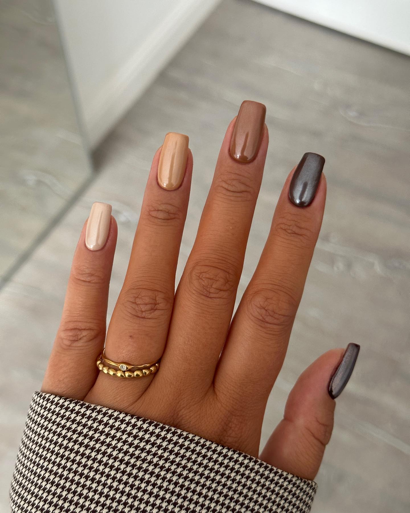 Winter Nails: Stunning Designs for the Perfect Seasonal Look - 6