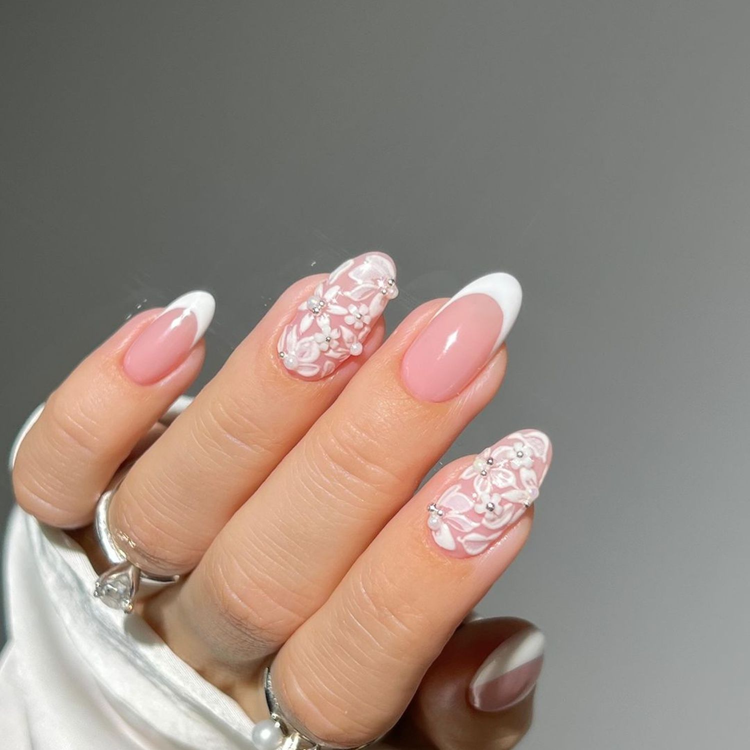 Elegant Wedding Nails: Styles and Ideas for Your Big Day - 2