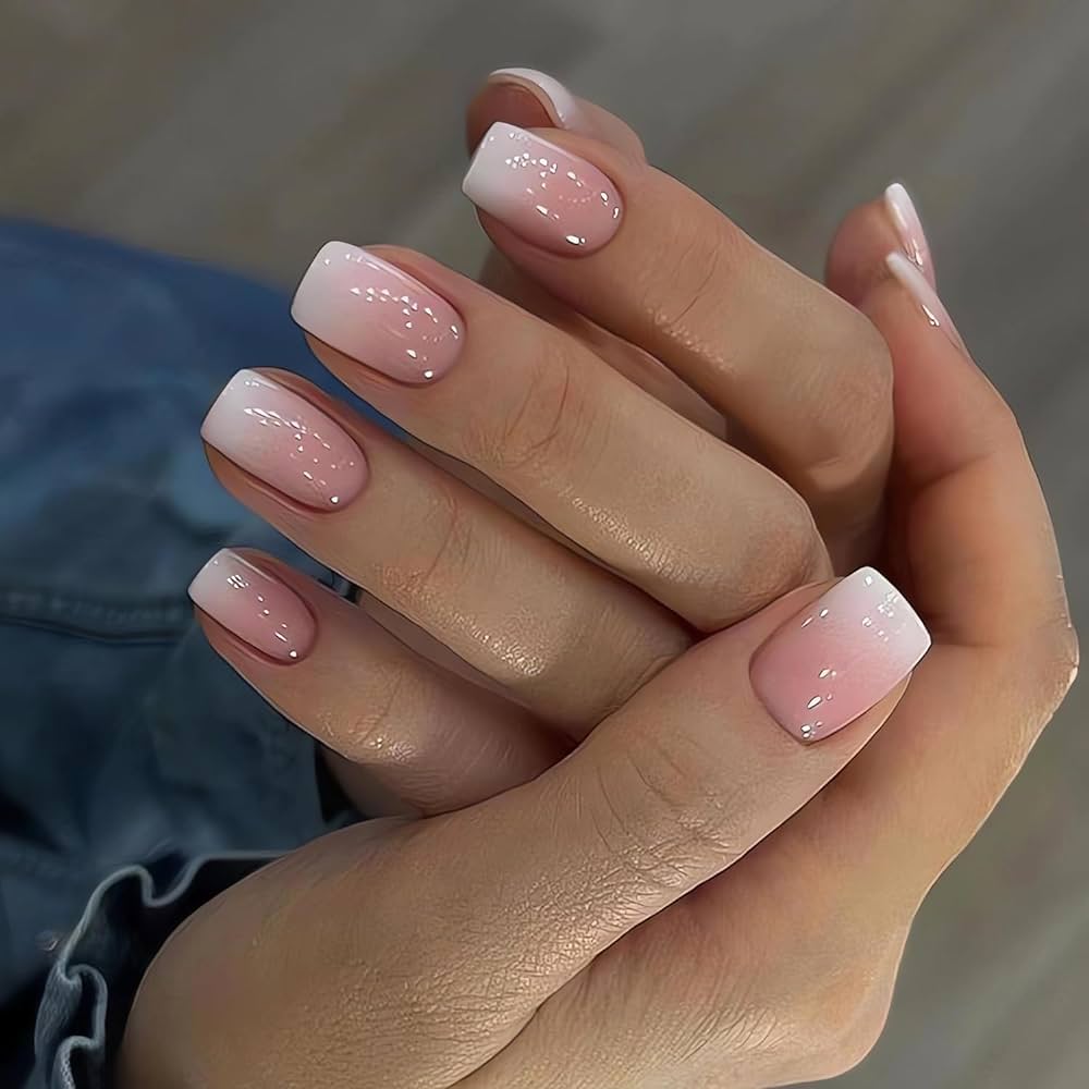 Perfect Short Acrylic Nails: A Guide to Beautiful and Stylish Choices - 6