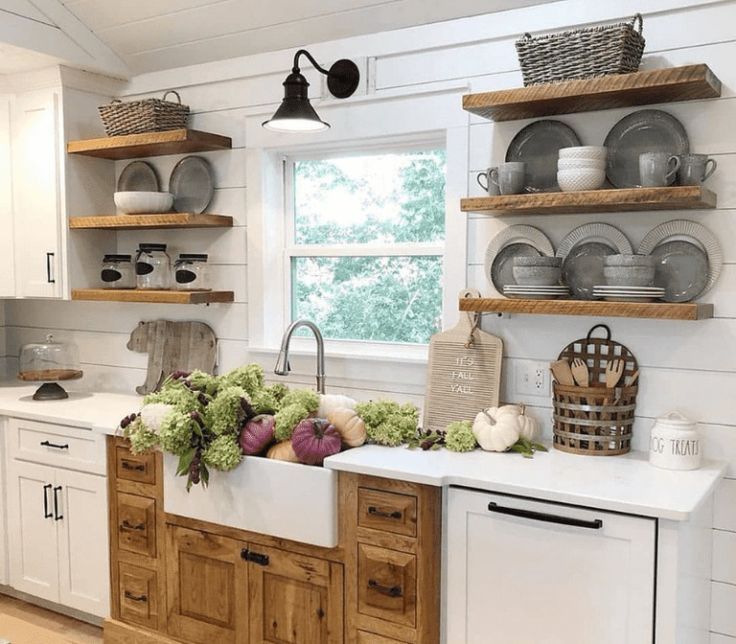 Old Farmhouse Kitchen: Reviving Classic Charm with Modern Touches - 5