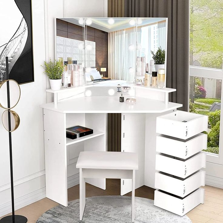 Creative Vanity Ideas for Your Bedroom: Stylish and Functional Designs - 8