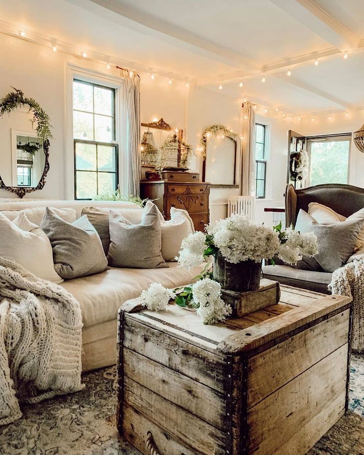 Cozy Farmhouse Living Room: Design Ideas and Tips for a Warm and Inviting Space - 6