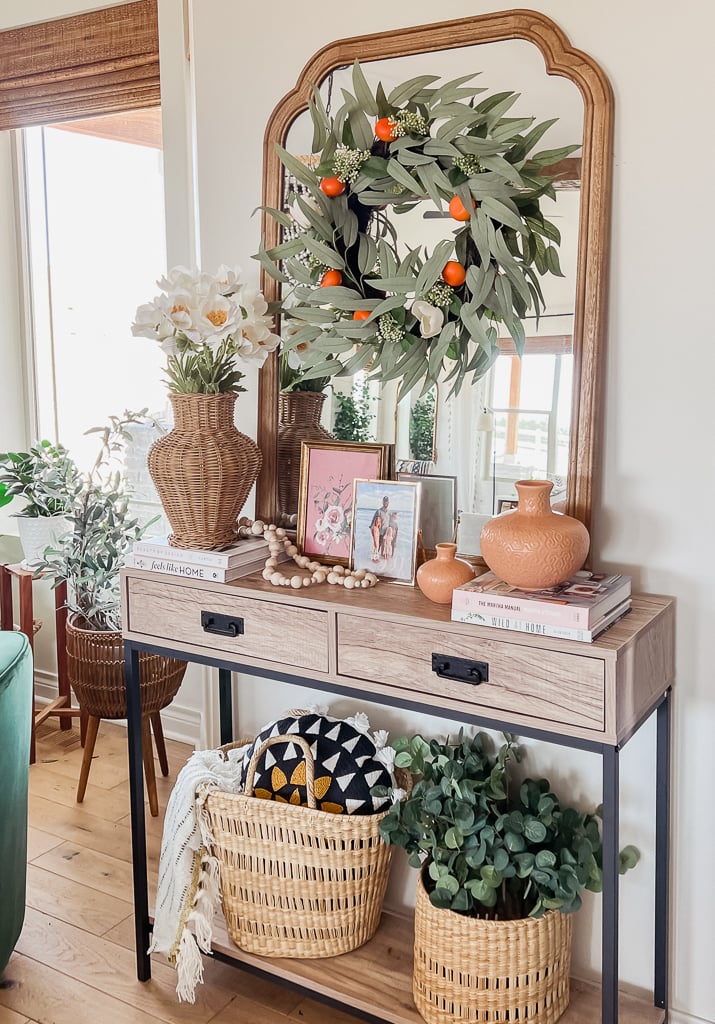 Entryway Table Decor Ideas to Transform Your Space - 4