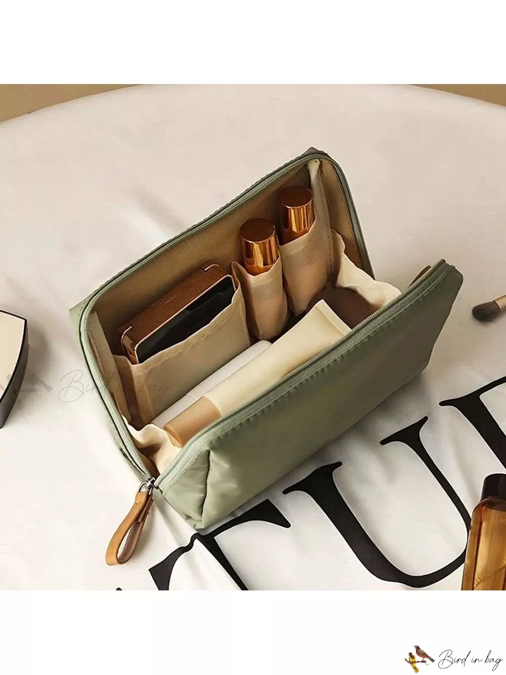 10 Brilliant Purse Organization Ideas to Simplify Your Life - 1